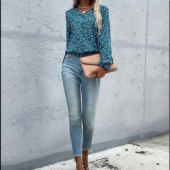 Teal blue  v neck long sleeve blouse - Picture 3 of 7